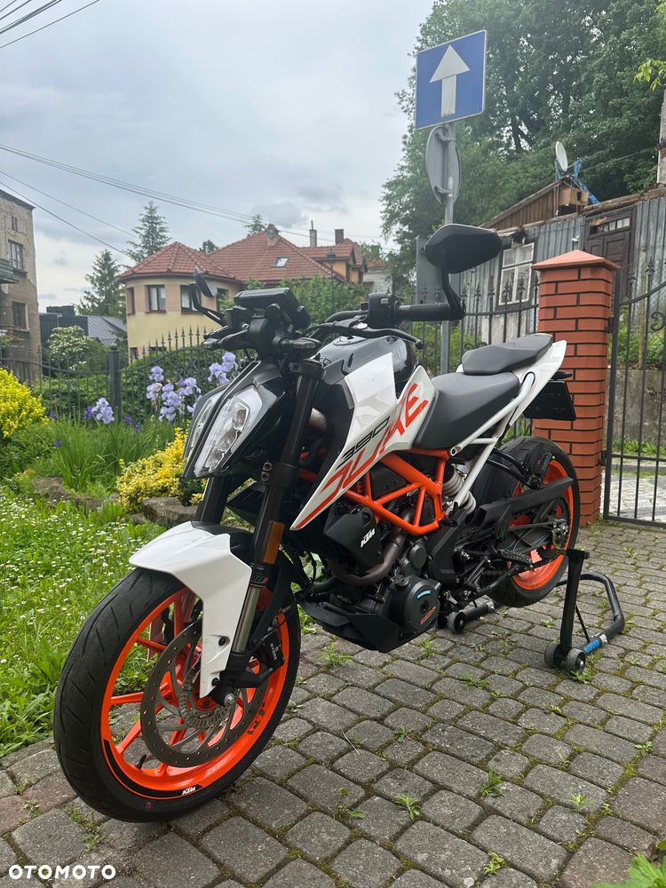 KTM Duke 390 - 1