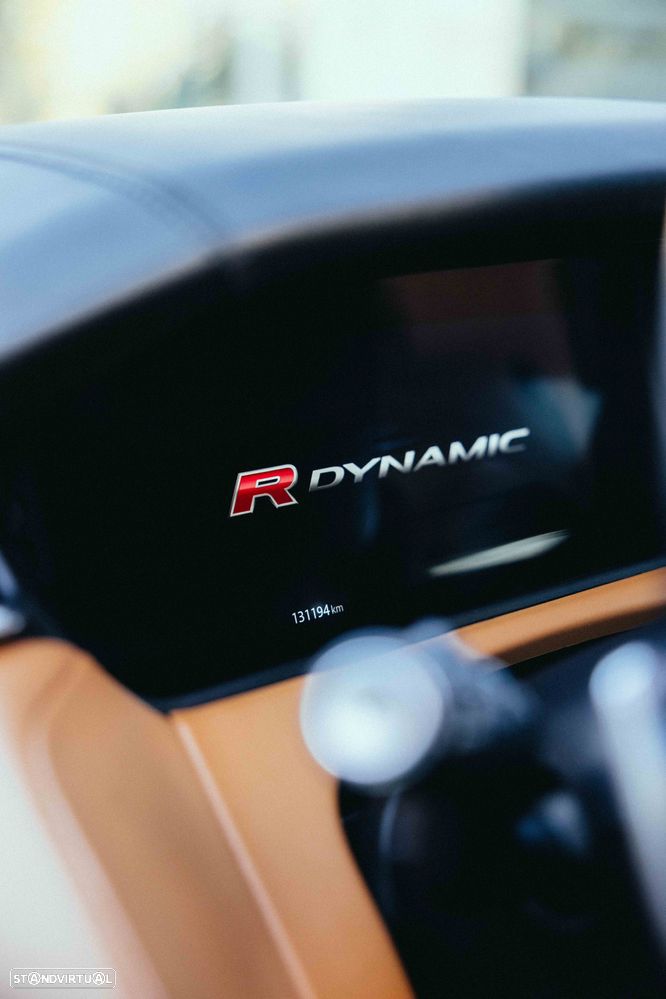 Land Rover Range Rover Velar 3.0 D R-Dynamic SE - 7