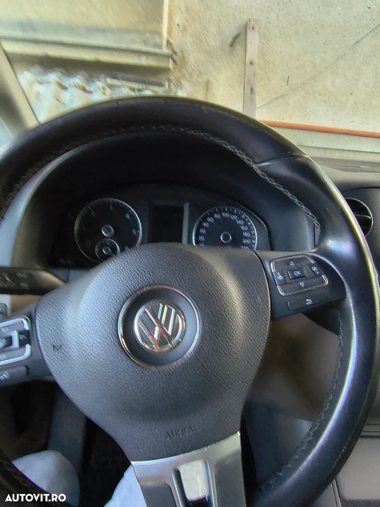 Volkswagen Golf Plus 1.6 TDI DPF Highline - 5