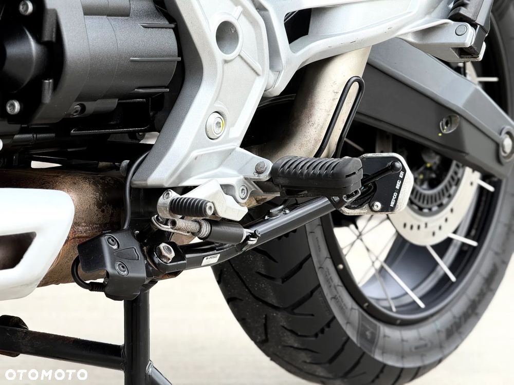 Moto Guzzi V85 - 10