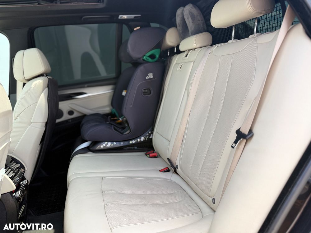 BMW X5 xDrive30d - 27