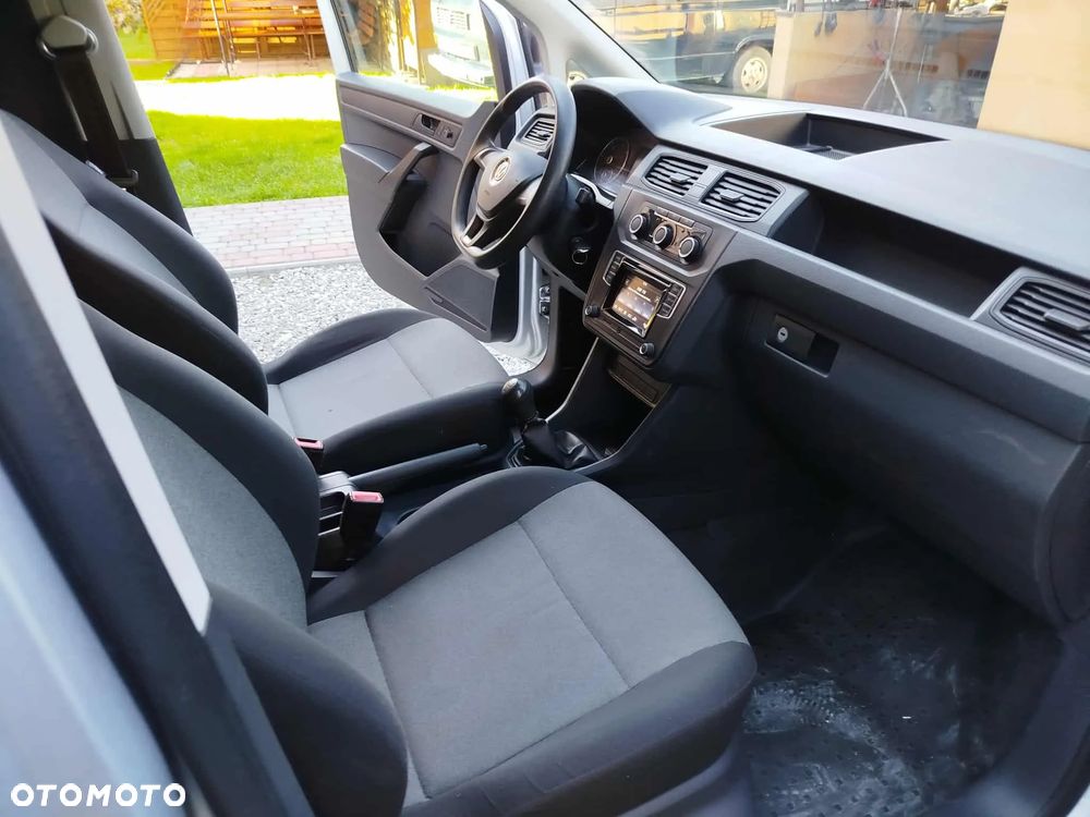 Volkswagen Caddy - 10