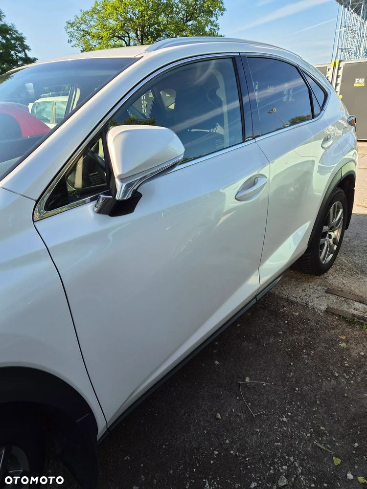 Lexus NX 200t Comfort AWD - 6