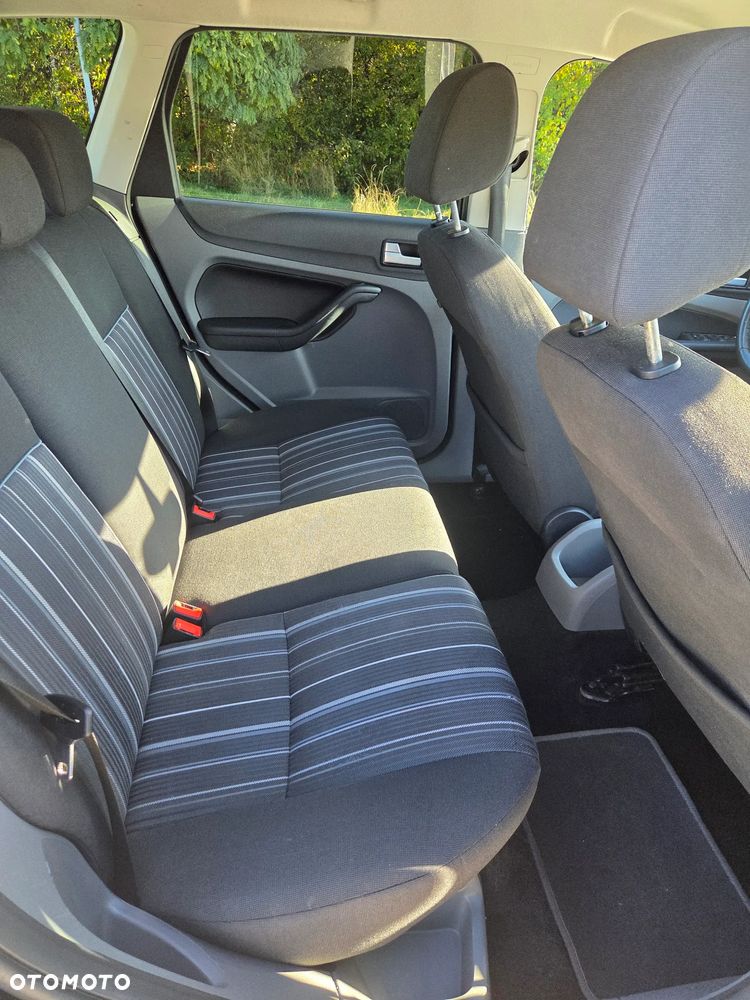 Ford Focus 1.6 16V Titanium - 7