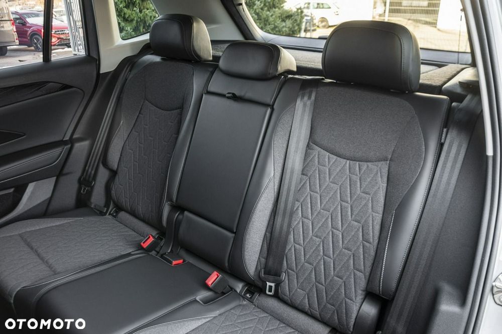 Volkswagen Tiguan - 21