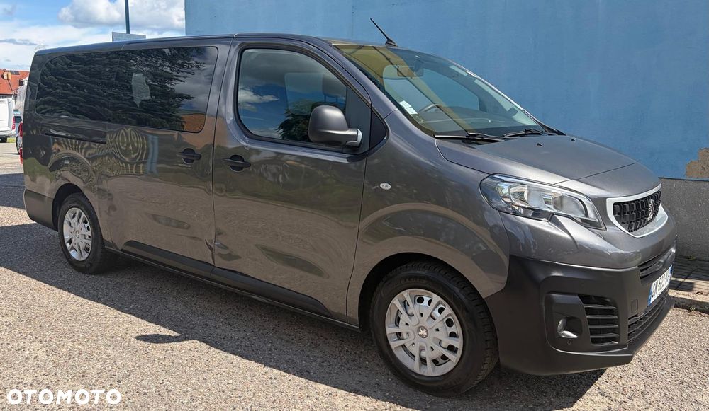 Peugeot Traveller - 2