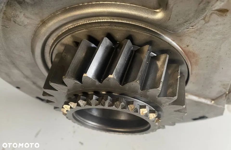 KOŁO ZĘBATE JOHN DEERE L167349,L76307 ,L100533 - 3