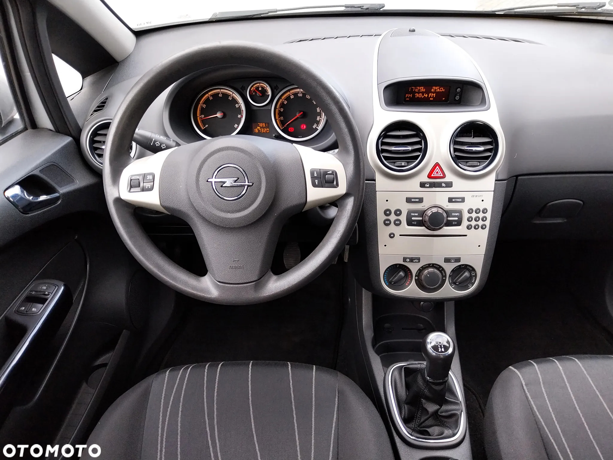 Opel Corsa 1.2 16V Edition - 16
