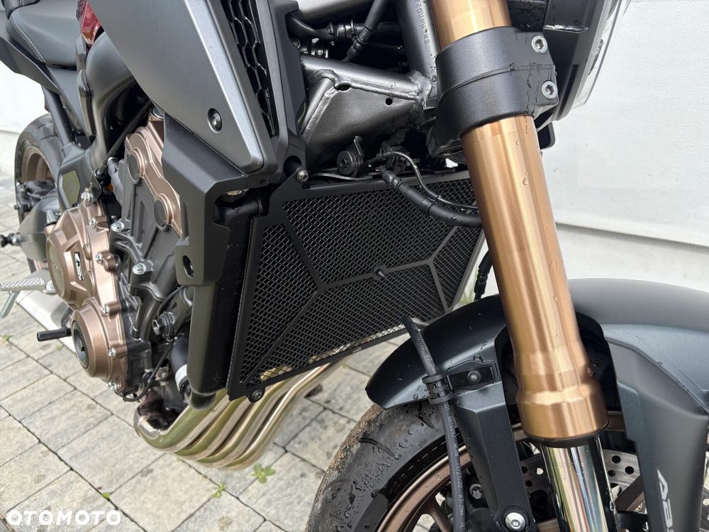 Honda CB - 9