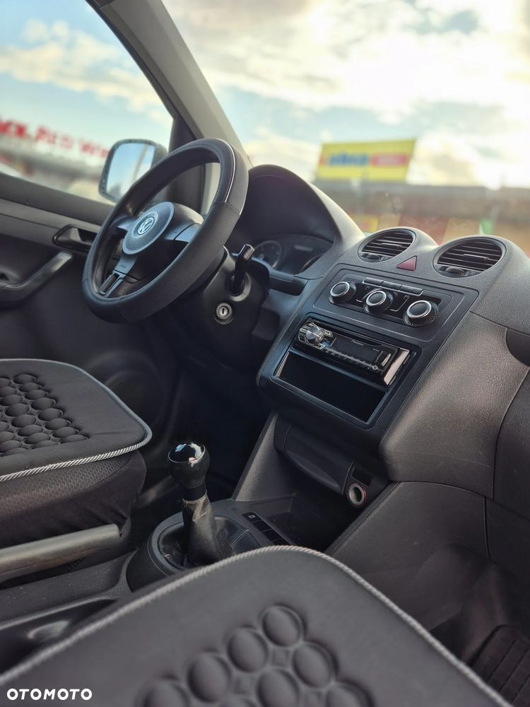 Volkswagen Caddy - 17