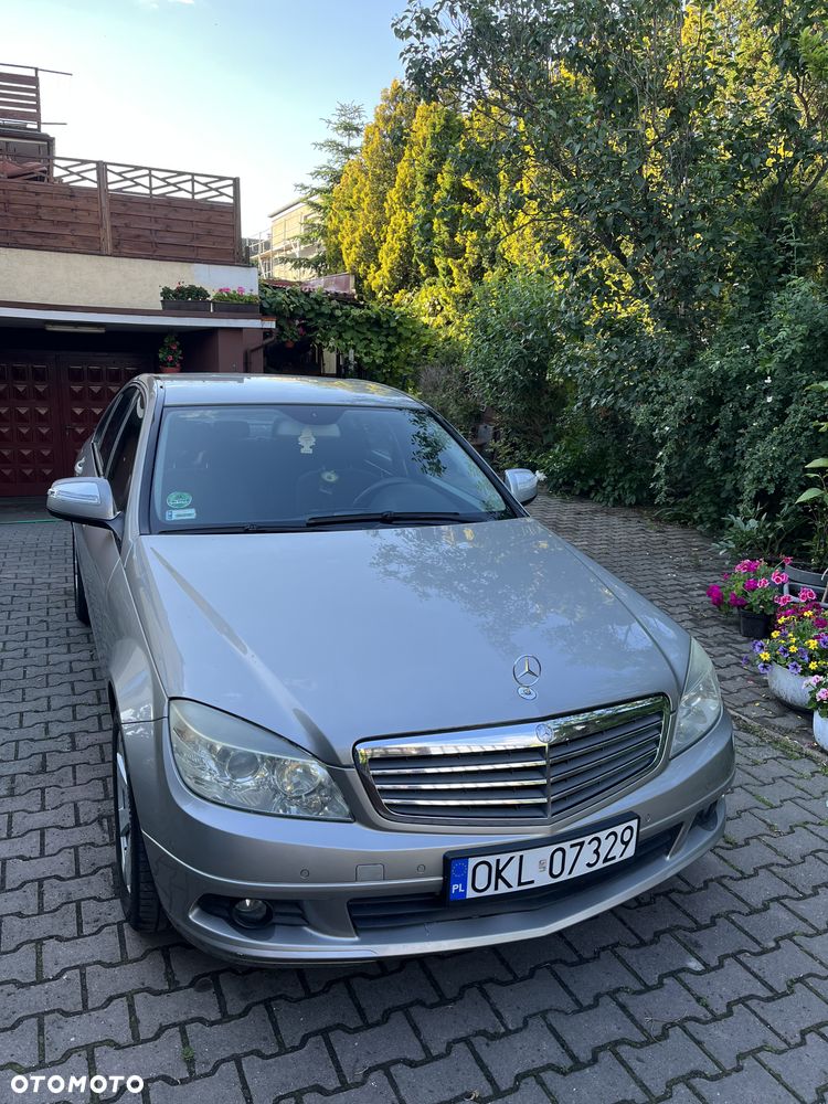Mercedes-Benz Klasa C 220 CDI DPF Elegance - 1