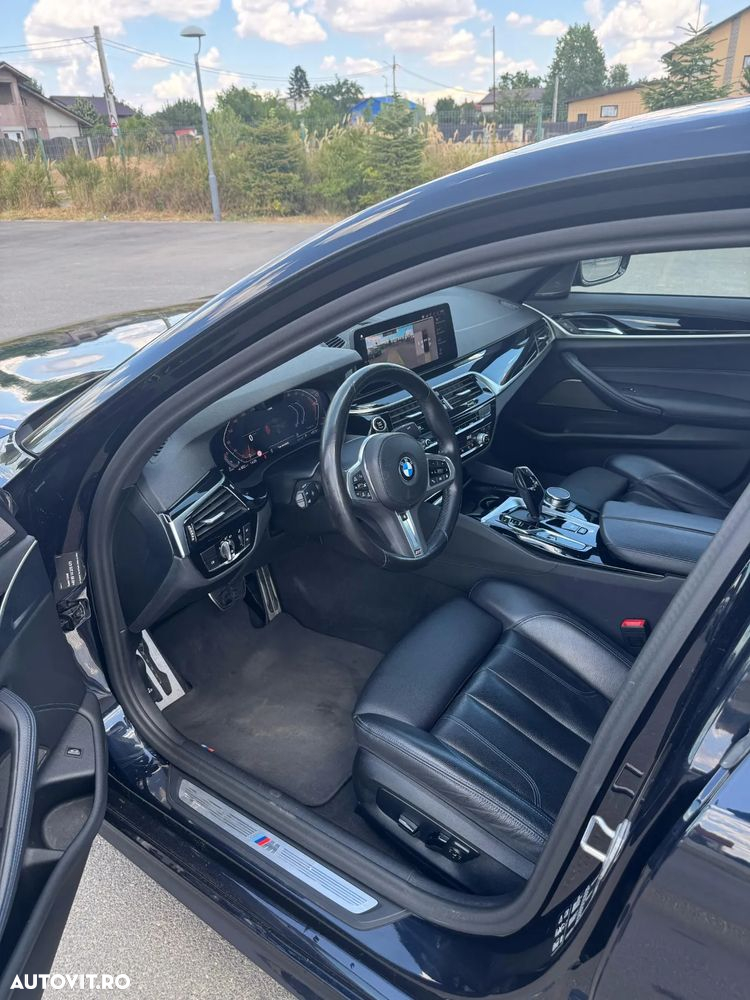 BMW Seria 5 530d xDrive AT MHEV - 4