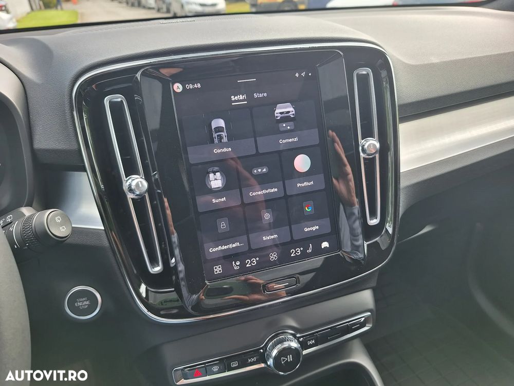 Volvo XC 40 B4 AT FWD MHEV Ultimate Dark - 34