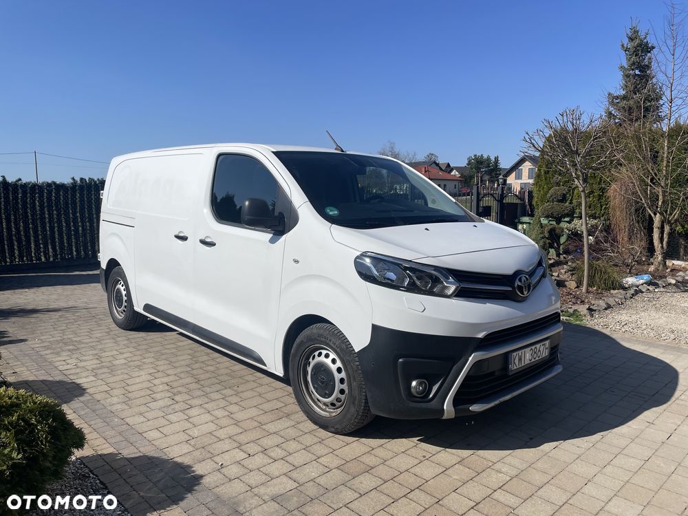 Toyota Proace - 1