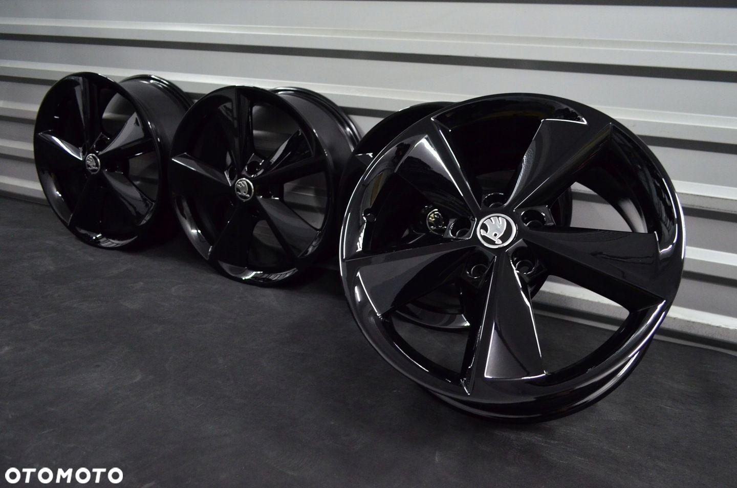 Felgi 5x112 R17 SKODA Octavia Superb Karoq Kodiaq ORYGINAŁ - 3