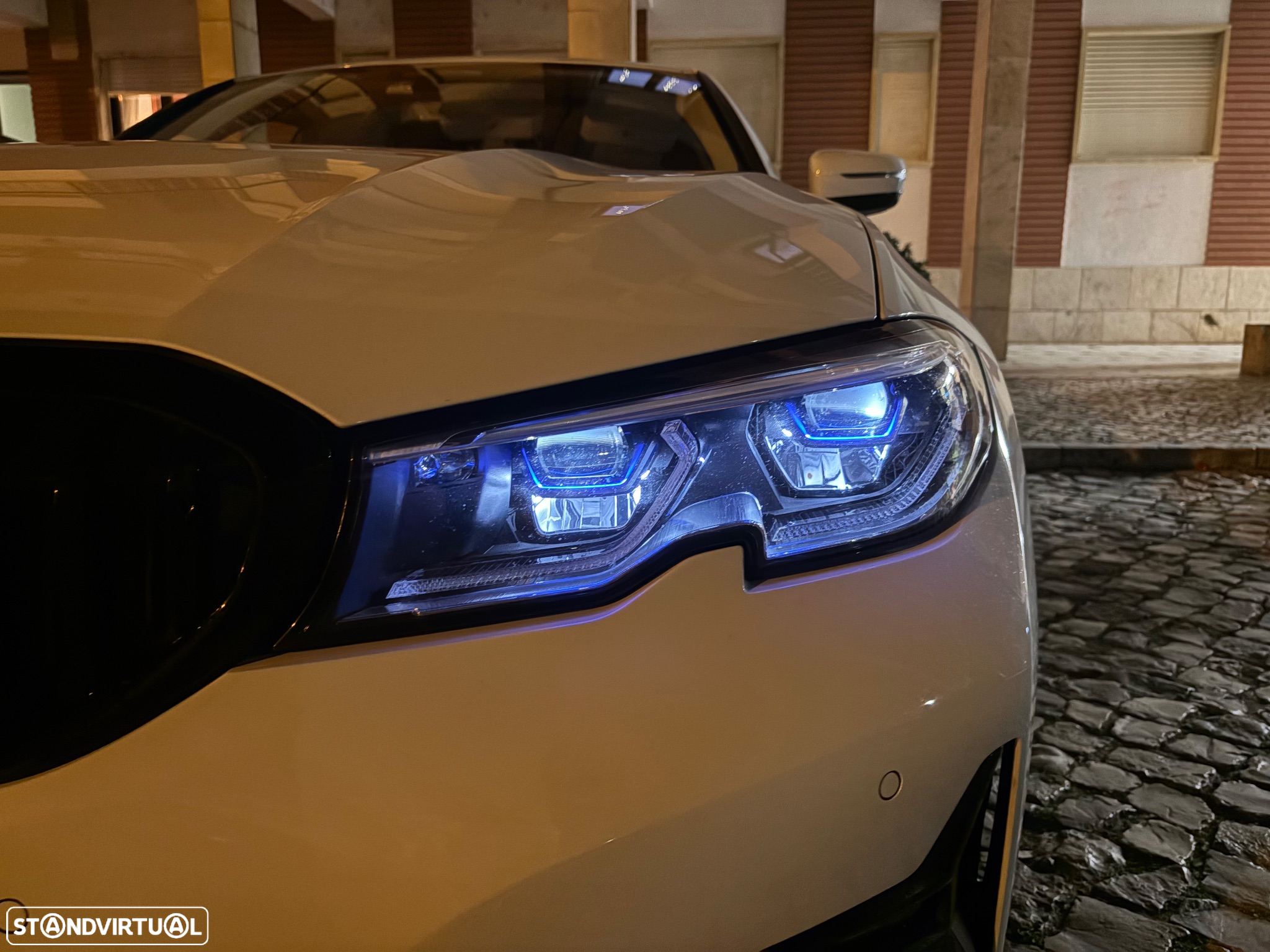 BMW 330 e Auto - 24
