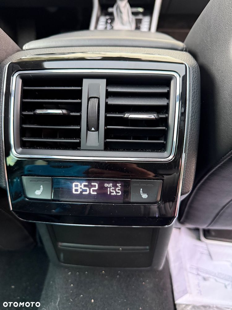 Skoda Superb 1.6 TDI Active DSG - 8