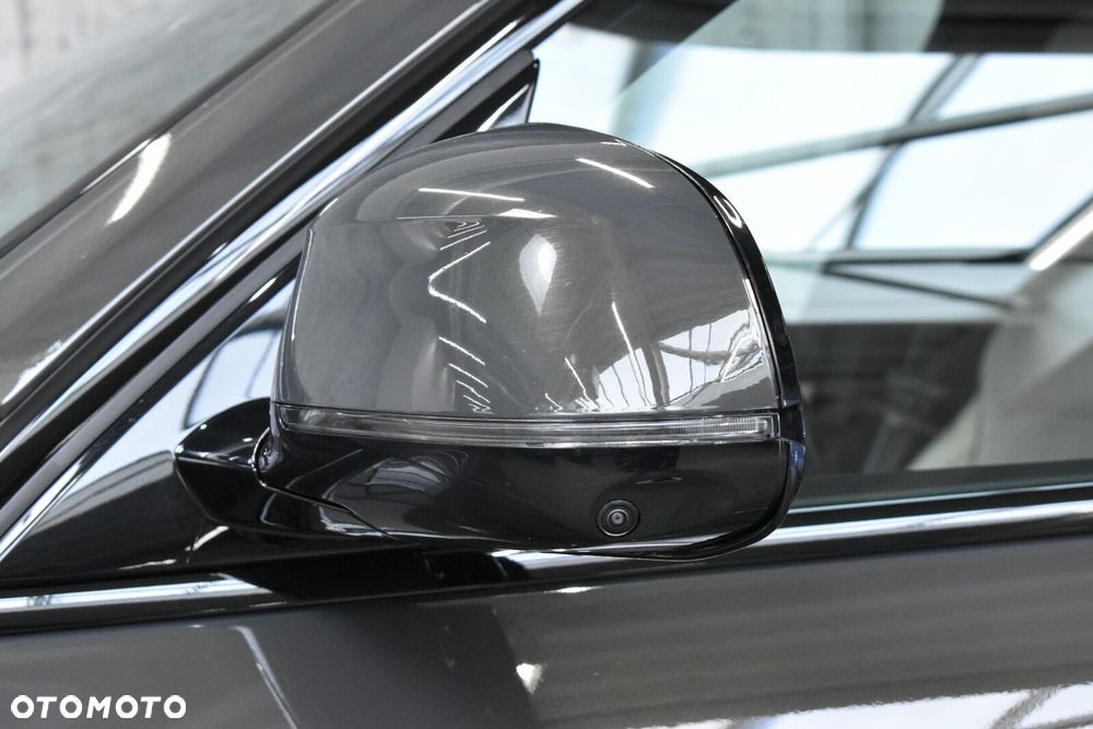 BMW X7 - 36