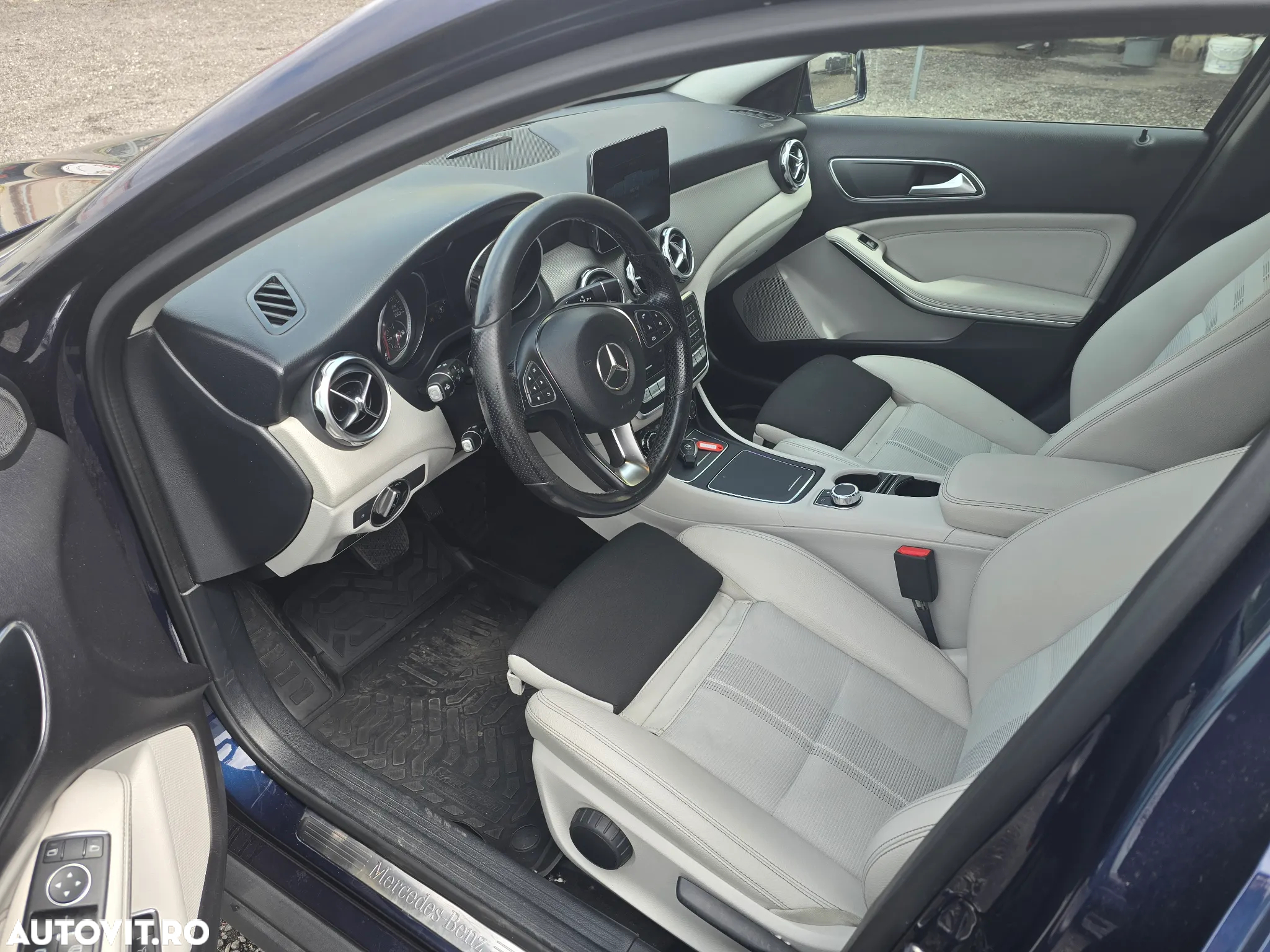 Mercedes-Benz GLA 200 d 4MATIC Aut. - 11