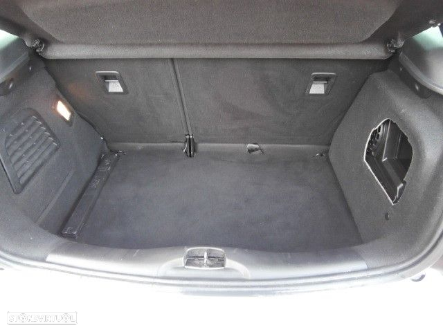 Citroën DS3 1.6 e-HDi So Chic 95g - 24