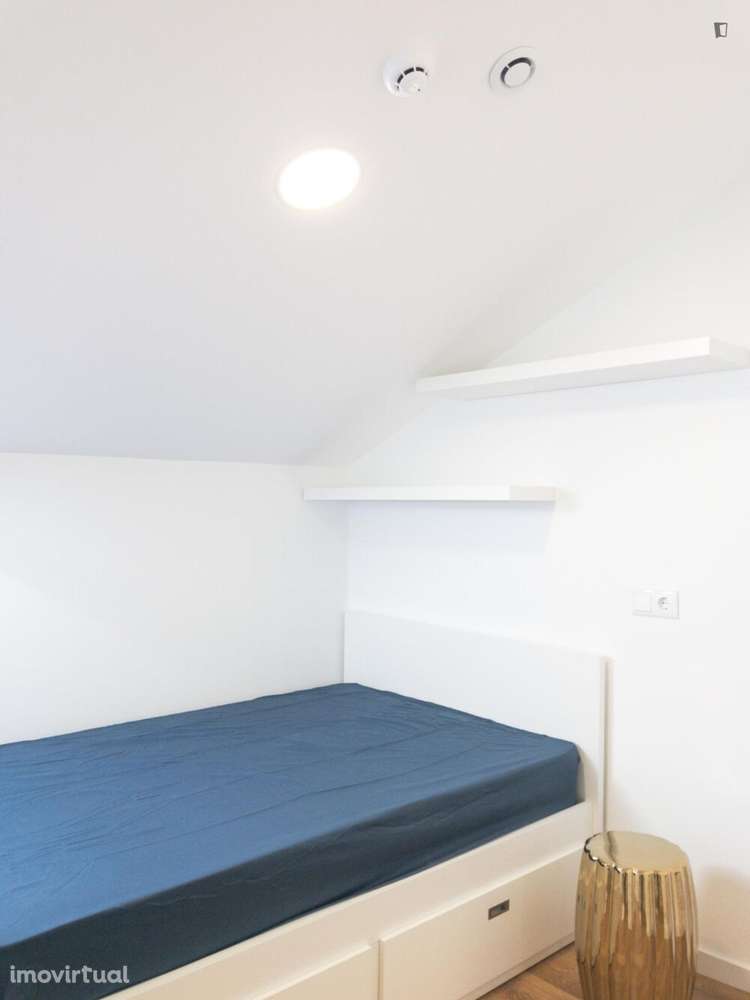 Estúdio - localizado em Bairro do Sol Coimbra - Grande imagem: 2/7