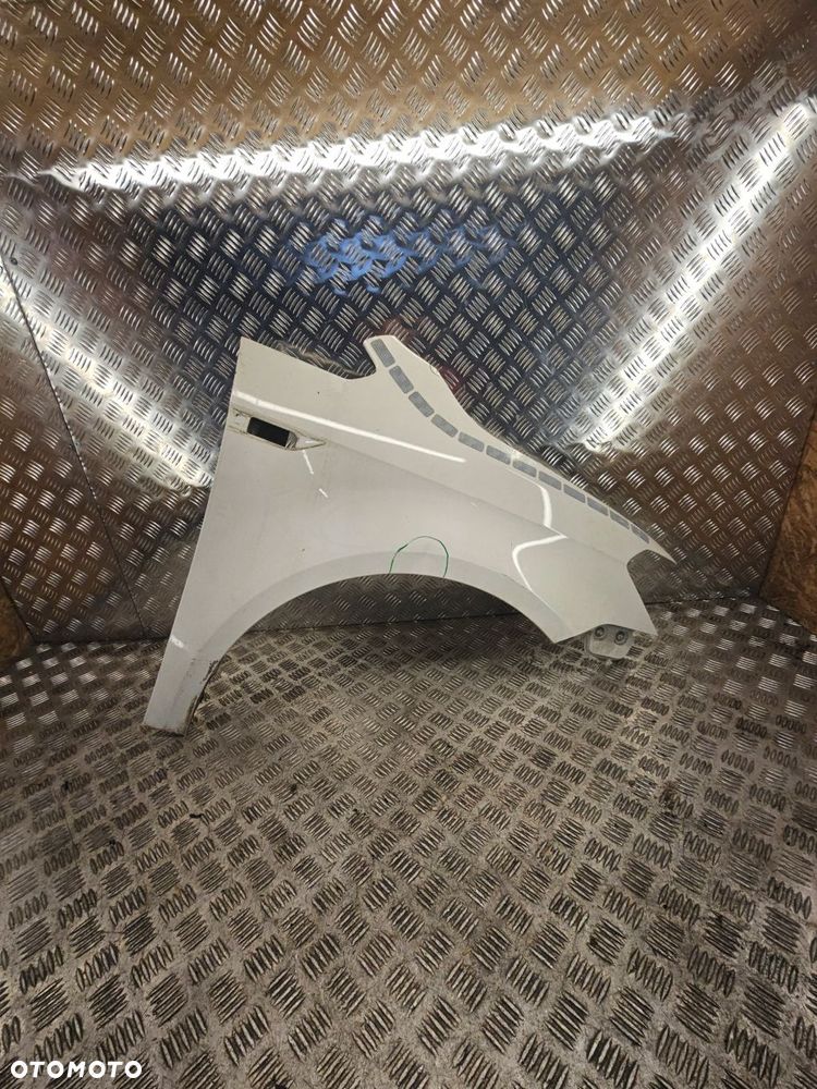 caddy 2k5 błotnik prawy przedni przód biały - 1