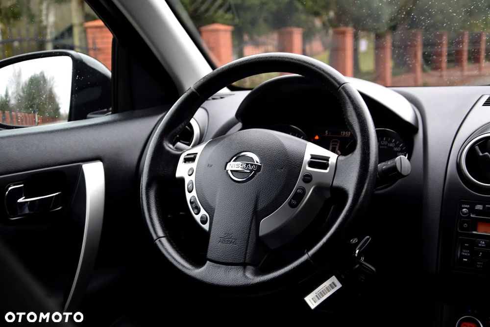 Nissan Qashqai 1.6 360 S/S - 18