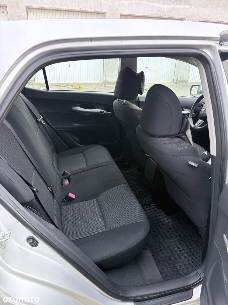 Toyota Auris - 15