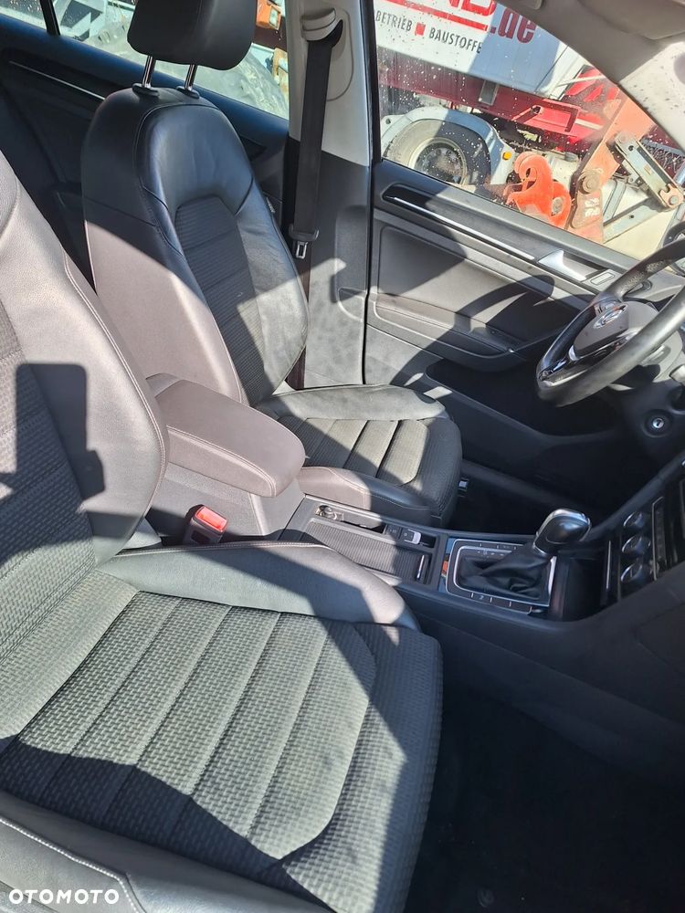 Volkswagen Golf VII 1.4 TSI BMT Highline DSG - 8