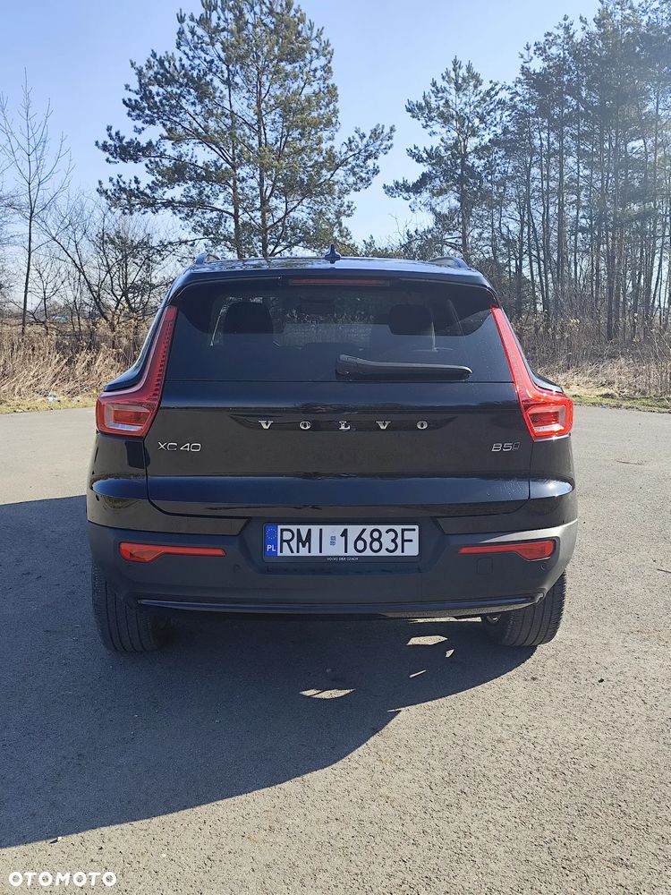 Volvo XC 40 B5 AWD Ultimate Dark - 6