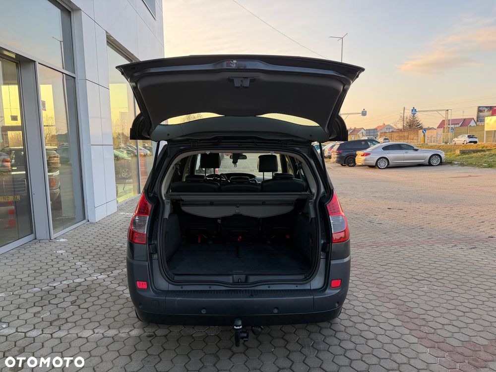 Renault Scenic 2.0 16V Privilege - 38