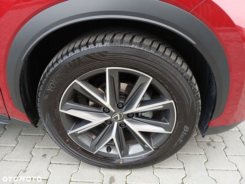 Lexus LBX 1.5 Hybrid Emotion - 21