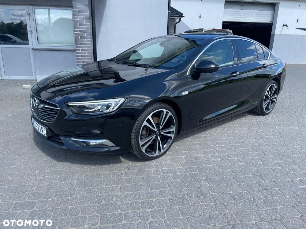 Opel Insignia - 1