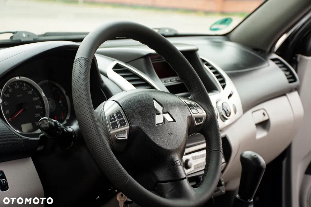 Mitsubishi L200 Pick Up 4x4 Intense Double Cab - 15