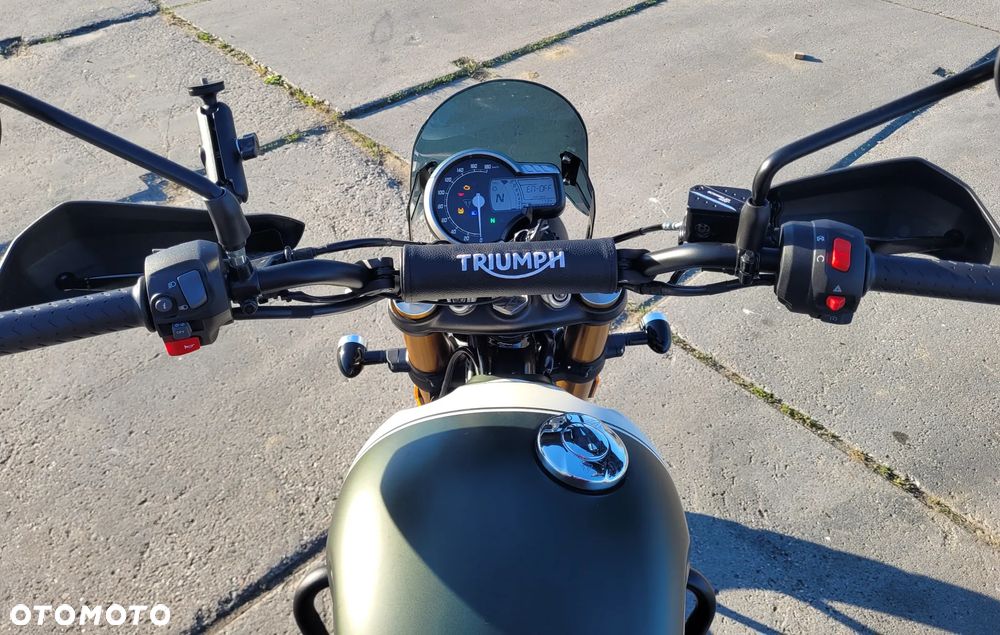 Triumph Scrambler - 8