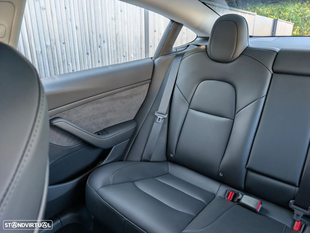Tesla Model 3 Long Range Tração Integral - 38