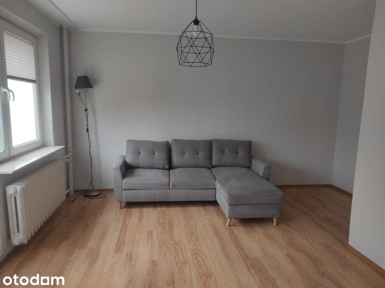 30,9 m2. Do zamieszkania. 1 piętro.