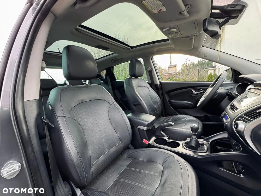 Hyundai ix35 1.7 CRDi Premium 2WD - 18