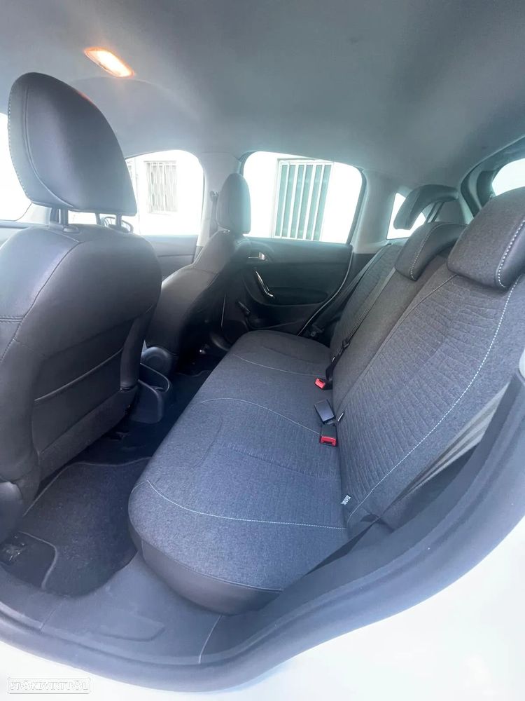 Citroën C3 1.6 BlueHDi Exclusive - 9
