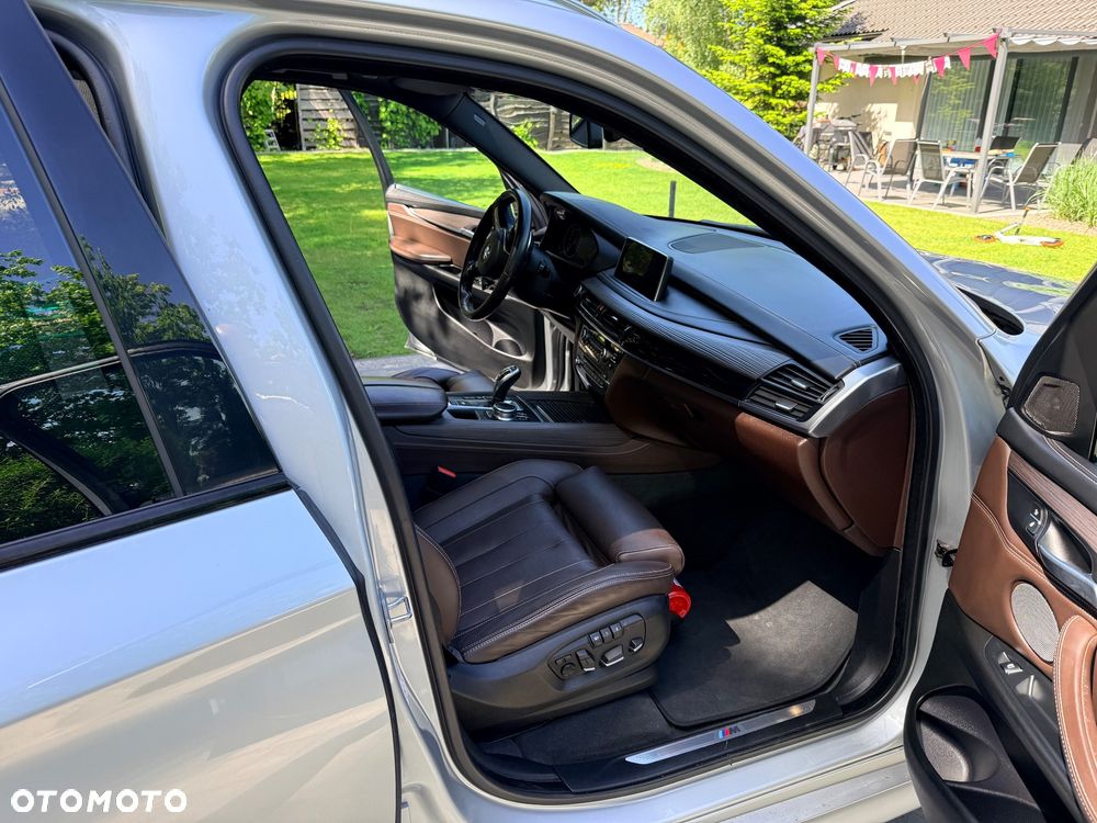 BMW X5 xDrive50i - 17