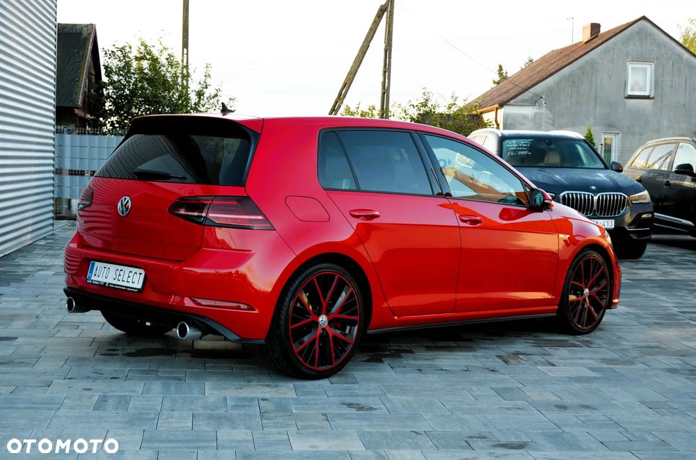 Volkswagen Golf GTI (BlueMotion Technology) DSG Performance - 6