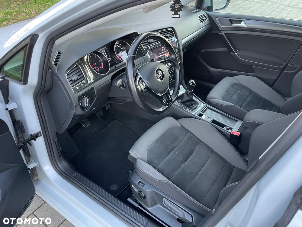 Volkswagen Golf 2.0 TDI (BlueMotion Technology) Highline - 17