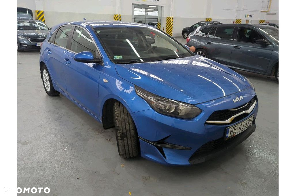 Kia Ceed 1.5 T-GDI M - 4