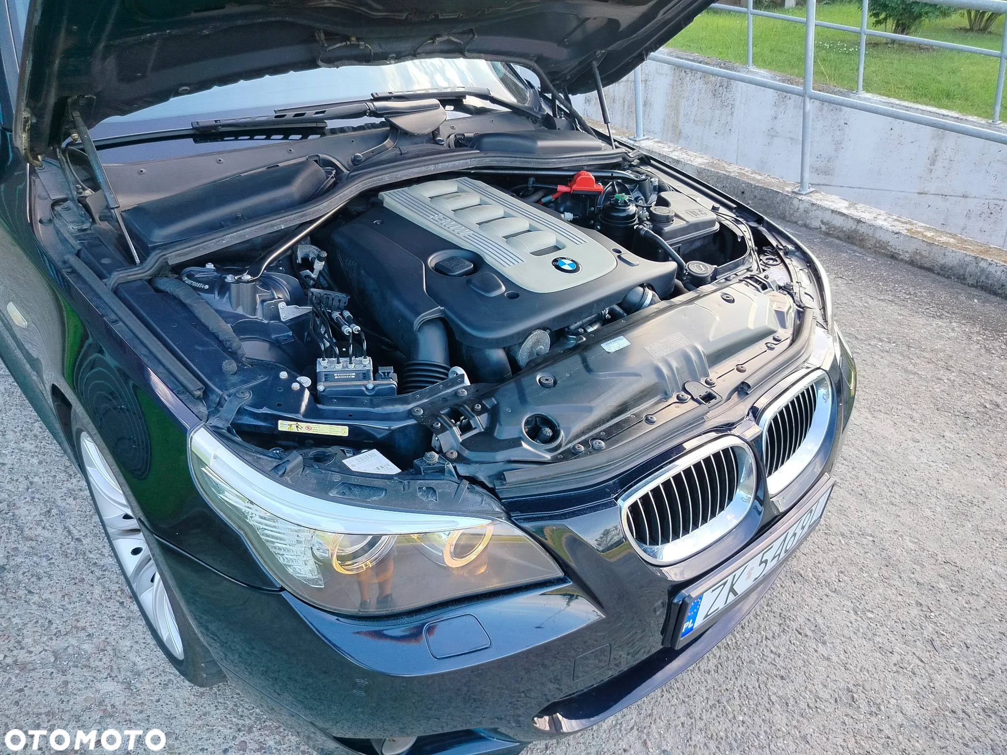 BMW Seria 5 530d Touring - 11