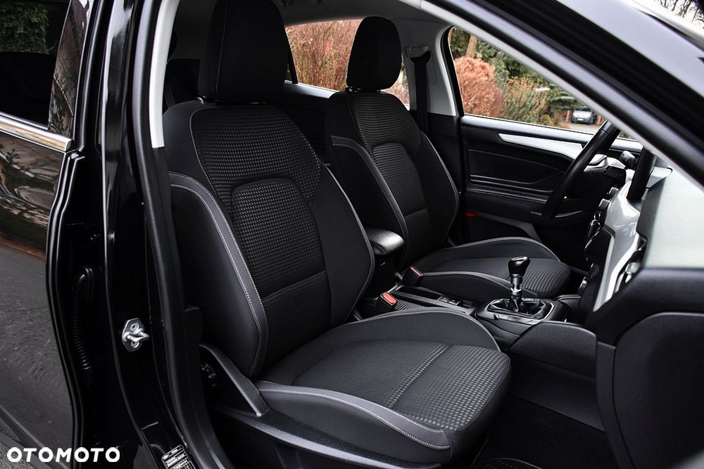 Ford Focus 1.5 EcoBlue STart-Stopp-System TITANIUM - 33