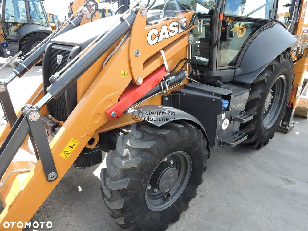 Case 580SV , Koparko-ładowarka 2022, łyżka 4 w 1 - 7