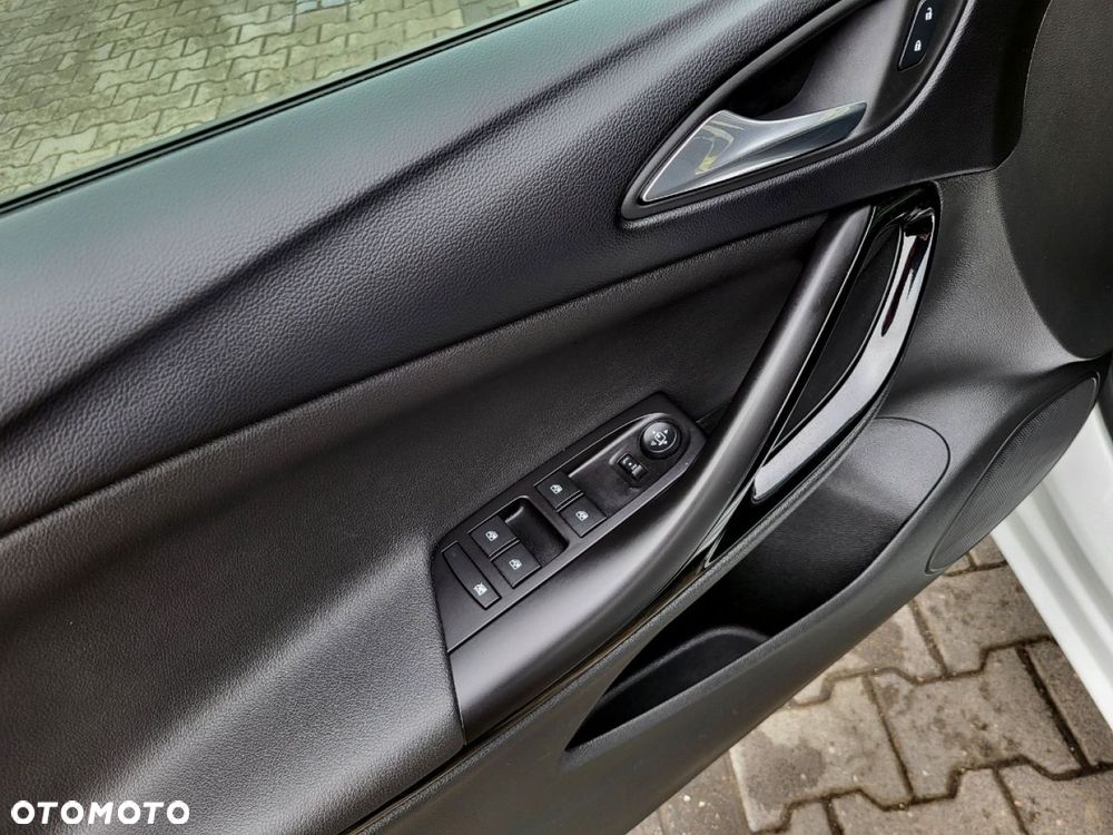 Opel Astra - 11