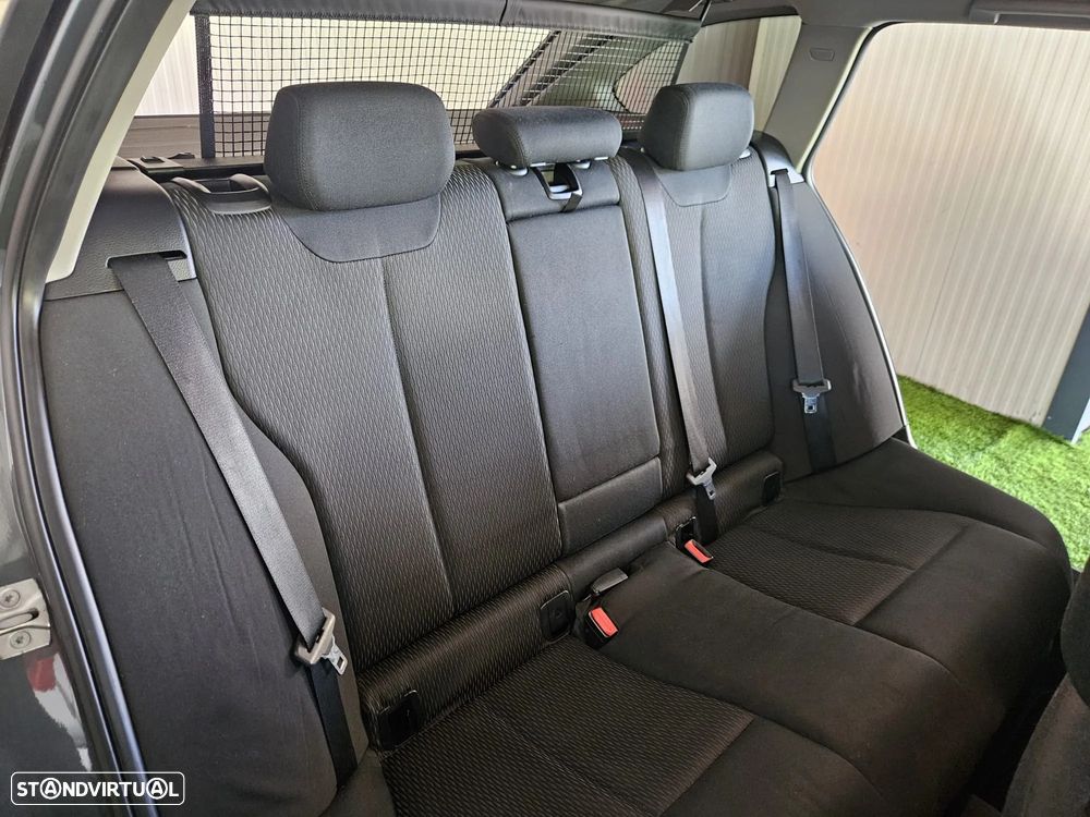 BMW 318 d Pack M Auto - 26
