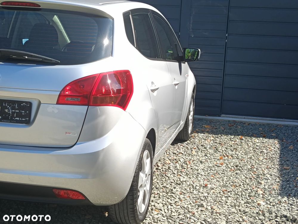 Kia Venga 1.4 CVVT Attract - 6