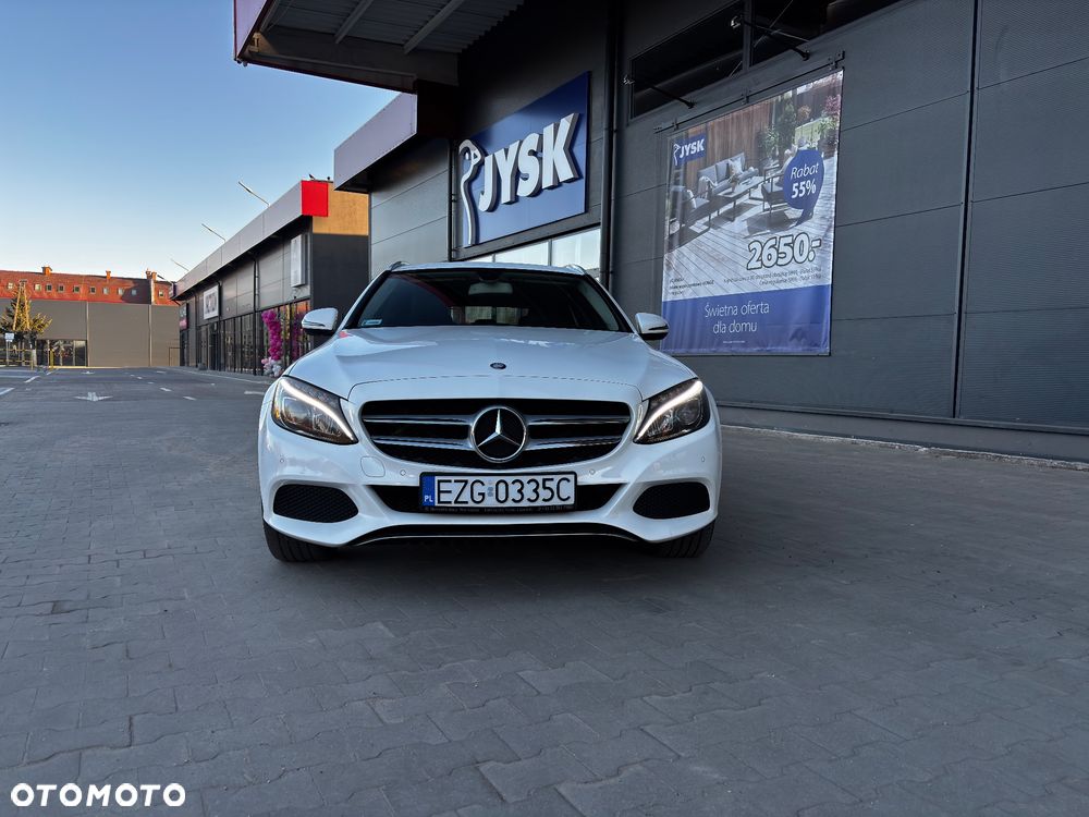 Mercedes-Benz C-Class 2015 photo 3